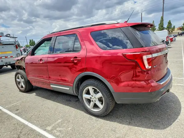1FM5K7D80JGC49038 2018 FORD EXPLORER - Image 2
