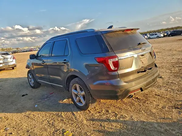 1FM5K7D80JGC54031 2018 FORD EXPLORER - Image 2