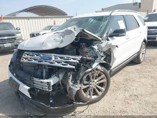 1FM5K7D80JGC69581 2018 FORD EXPLORER - Image 2