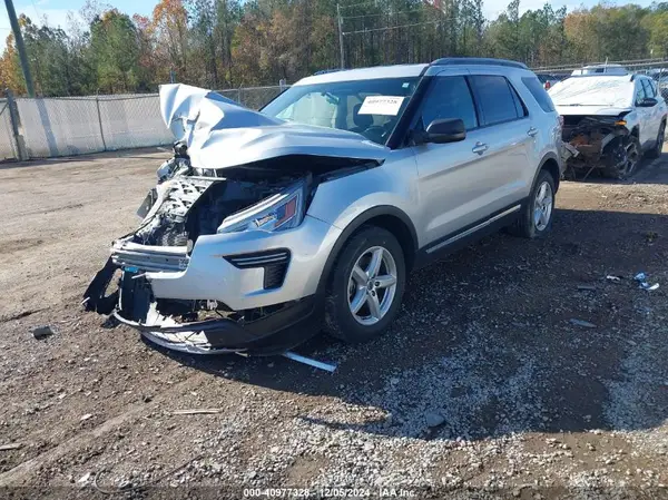 1FM5K7D80KGA44725 2019 FORD EXPLORER - Image 2