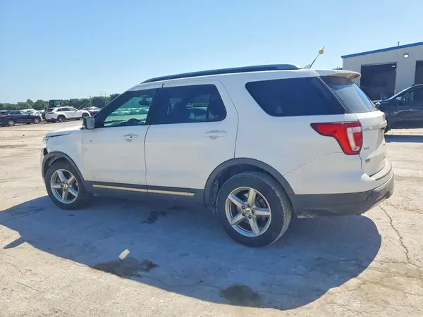 1FM5K7D80KGA61573 2019 FORD EXPLORER - Image 2