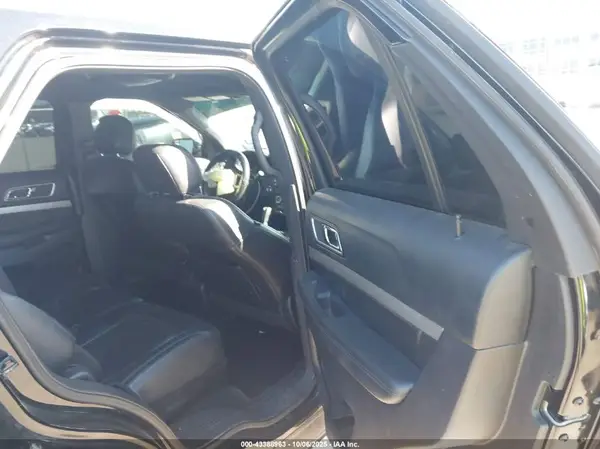 1FM5K7D81GGA07268 2016 FORD EXPLORER - Image 8