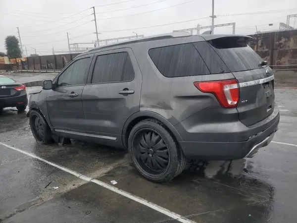 1FM5K7D81GGB06592 2016 FORD EXPLORER - Image 2