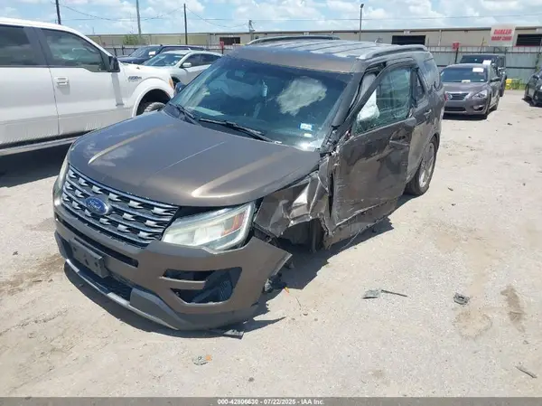 1FM5K7D81GGD26136 2016 FORD EXPLORER - Image 2