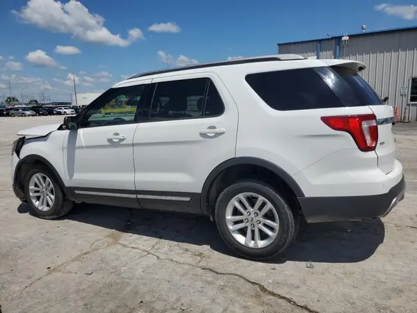1FM5K7D81GGD27013 2016 FORD EXPLORER - Image 2