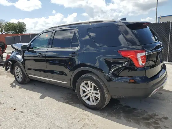1FM5K7D81HGA01424 2017 FORD EXPLORER - Image 2