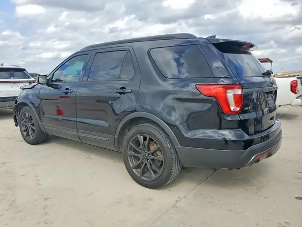 1FM5K7D81HGA43270 2017 FORD EXPLORER - Image 2