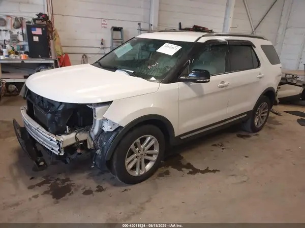 1FM5K7D81HGA54155 2017 FORD EXPLORER - Image 2