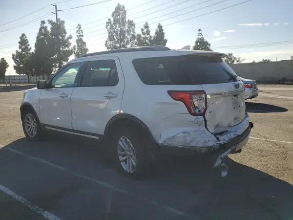 1FM5K7D81HGA62255 2017 FORD EXPLORER - Image 2