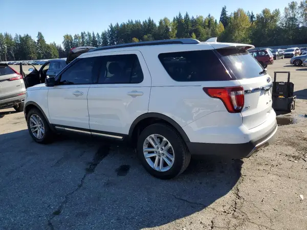 1FM5K7D81HGA84398 2017 FORD EXPLORER - Image 2