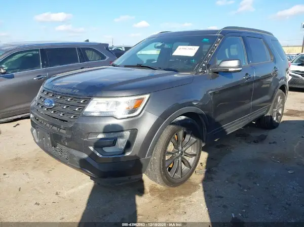 1FM5K7D81HGA86653 2017 FORD EXPLORER - Image 2