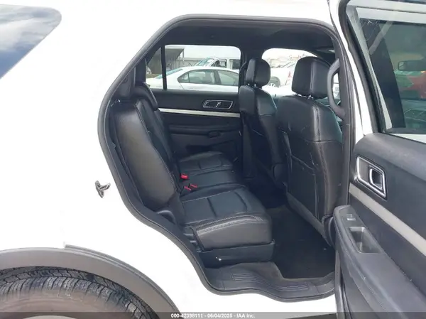 1FM5K7D81HGA98642 2017 FORD EXPLORER - Image 8
