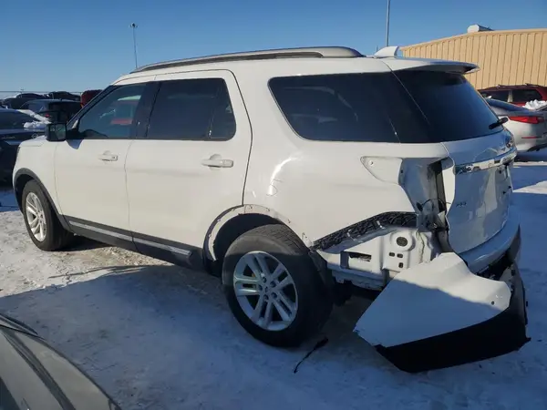 1FM5K7D81HGB15357 2017 FORD EXPLORER - Image 2