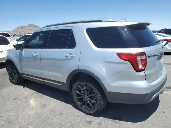 1FM5K7D81HGB22079 2017 FORD EXPLORER - Image 2