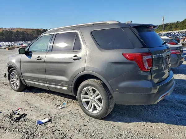 1FM5K7D81HGB30330 2017 FORD EXPLORER - Image 2