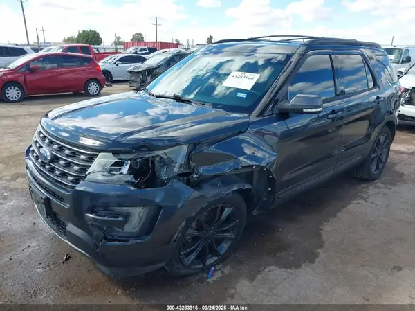 1FM5K7D81HGB30991 2017 FORD EXPLORER - Image 2