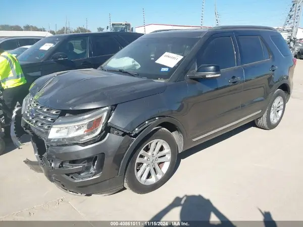 1FM5K7D81HGB62923 2017 FORD EXPLORER - Image 2