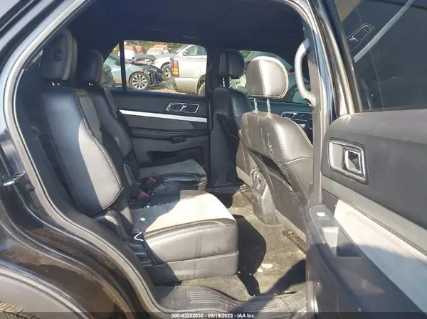 1FM5K7D81HGC12493 2017 FORD EXPLORER - Image 8