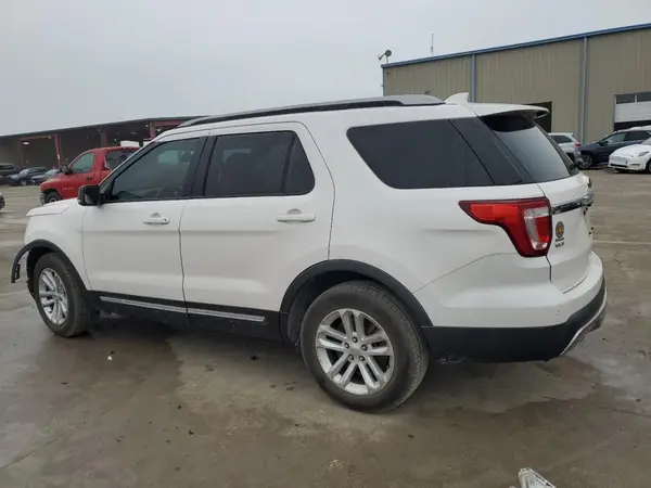 1FM5K7D81HGC20190 2017 FORD EXPLORER - Image 2