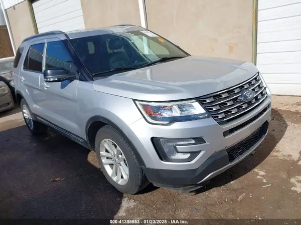 1FM5K7D81HGC53352 2017 FORD EXPLORER - Image 1