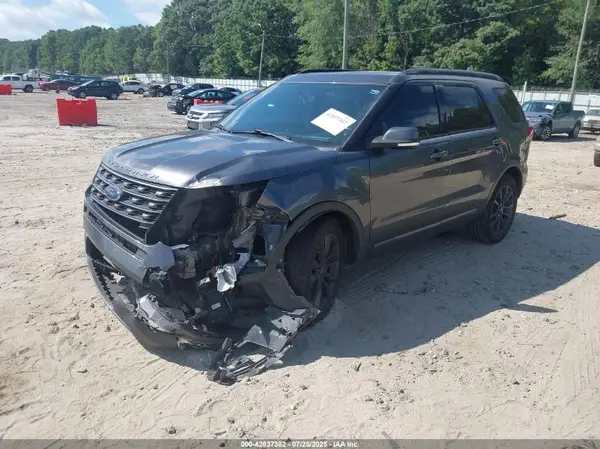1FM5K7D81HGC99201 2017 FORD EXPLORER - Image 2