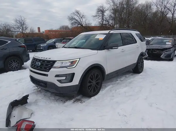 1FM5K7D81HGC99618 2017 FORD EXPLORER - Image 2