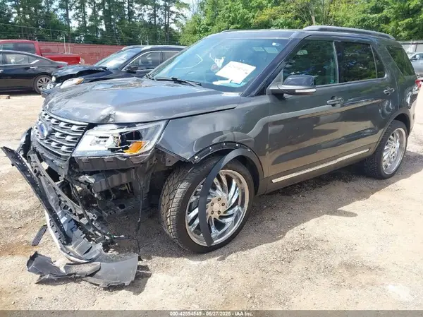 1FM5K7D81HGD10097 2017 FORD EXPLORER - Image 2