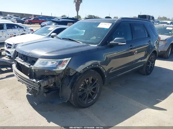 1FM5K7D81HGD55430 2017 FORD EXPLORER - Image 2