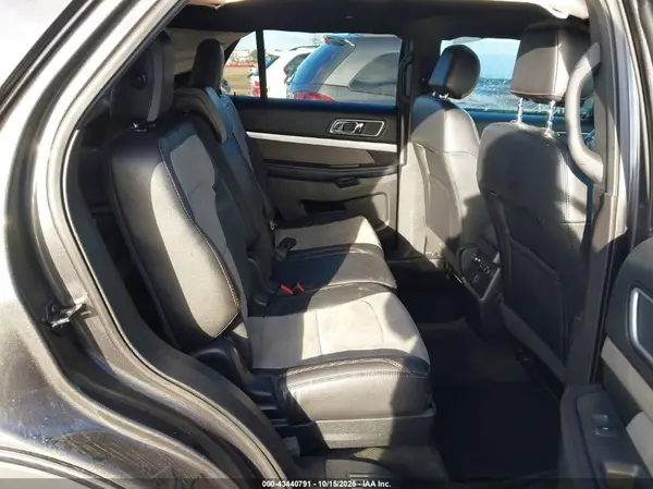 1FM5K7D81HGD55704 2017 FORD EXPLORER - Image 8
