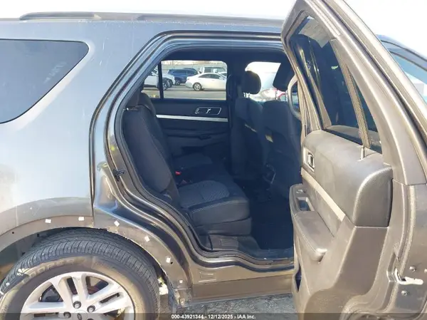 1FM5K7D81HGD77251 2017 FORD EXPLORER - Image 8
