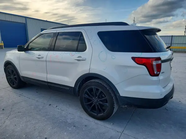 1FM5K7D81HGD85141 2017 FORD EXPLORER - Image 2