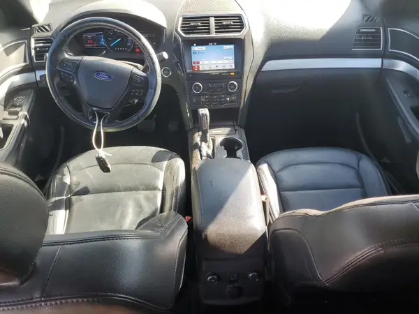 1FM5K7D81HGE10569 2017 FORD EXPLORER - Image 8