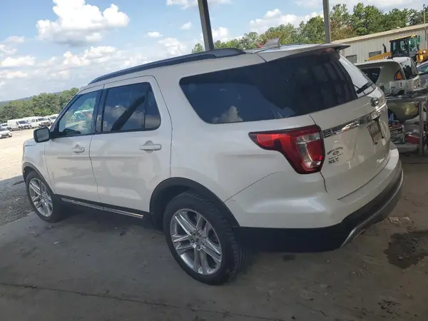 1FM5K7D81HGE18848 2017 FORD EXPLORER - Image 2
