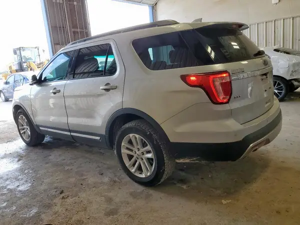 1FM5K7D81HGE37013 2017 FORD EXPLORER - Image 2