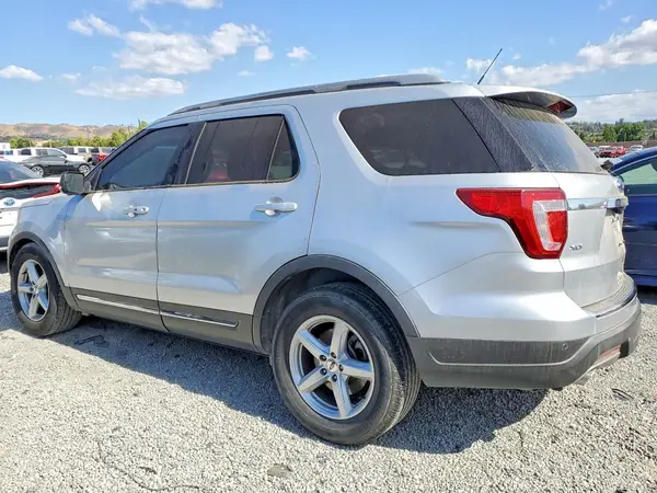 1FM5K7D81JGA14521 2018 FORD EXPLORER - Image 2
