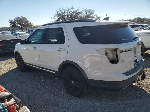 1FM5K7D81JGA23896 2018 FORD EXPLORER - Image 2