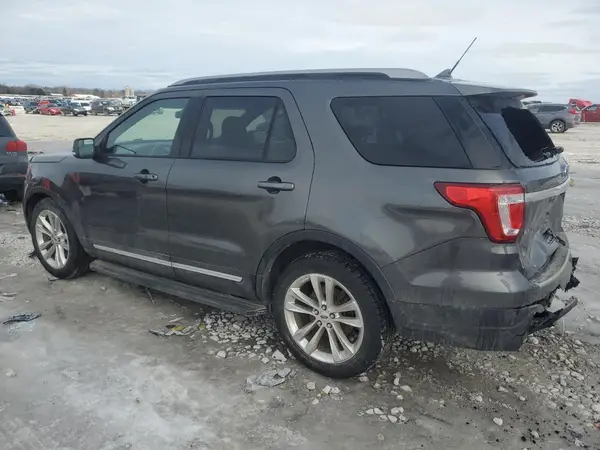 1FM5K7D81JGA24725 2018 FORD EXPLORER - Image 2