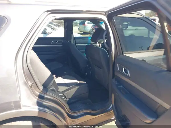 1FM5K7D81JGA31352 2018 FORD EXPLORER - Image 8