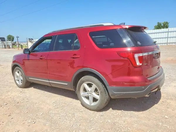 1FM5K7D81JGA67073 2018 FORD EXPLORER - Image 2
