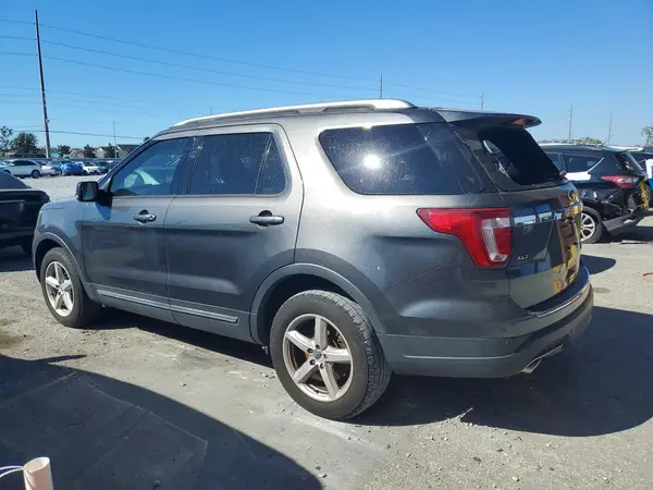 1FM5K7D81JGA76856 2018 FORD EXPLORER - Image 2