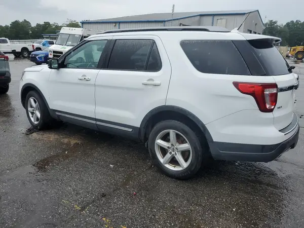 1FM5K7D81JGA91583 2018 FORD EXPLORER - Image 2