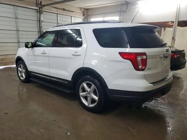 1FM5K7D81JGA95326 2018 FORD EXPLORER - Image 2