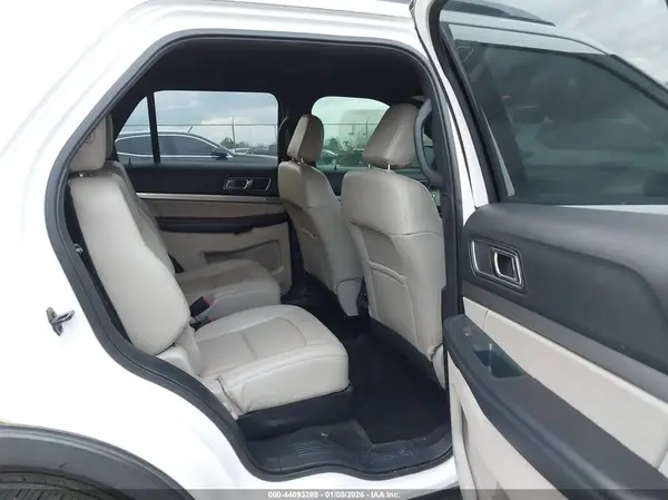 1FM5K7D81JGB75127 2018 FORD EXPLORER - Image 8