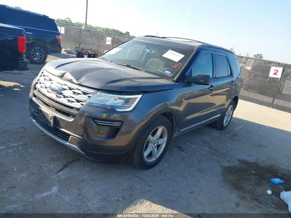 1FM5K7D81JGC05419 2018 FORD EXPLORER - Image 2