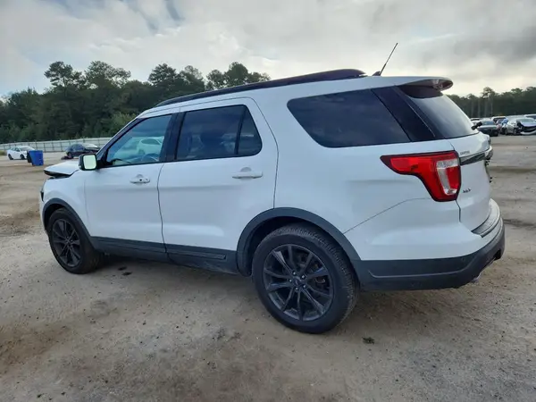 1FM5K7D81KGB01272 2019 FORD EXPLORER - Image 2