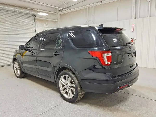 1FM5K7D82GGA35161 2016 FORD EXPLORER - Image 2