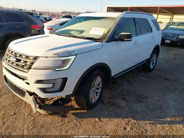 1FM5K7D82GGD29000 2016 FORD EXPLORER - Image 2