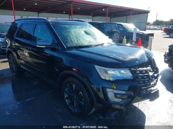 1FM5K7D82HGA03182 2017 FORD EXPLORER - Image 1