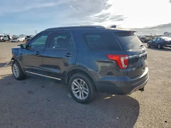 1FM5K7D82HGA03862 2017 FORD EXPLORER - Image 2