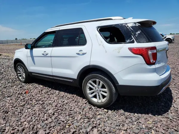 1FM5K7D82HGA10603 2017 FORD EXPLORER - Image 2
